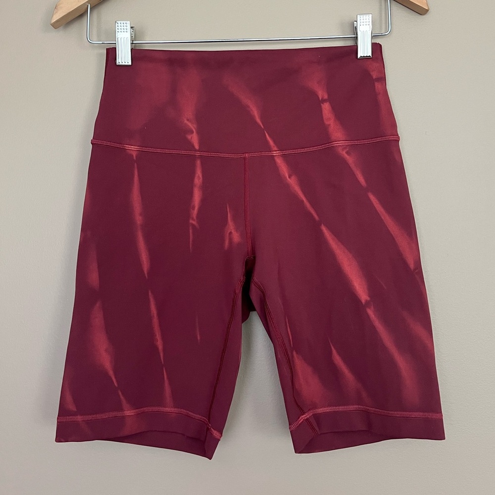 {Lululemon} Wunder Train High-Rise Short 8" in Sun Bleached Wash Red Merlot - 6